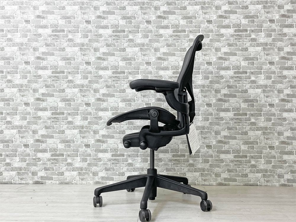 ハーマンミラー Herman Miller アーロンチェア Bサイズ ゲーミングエディション ポスチャーフィットSL ブラック デスクチェア 2022年製 美品 ●