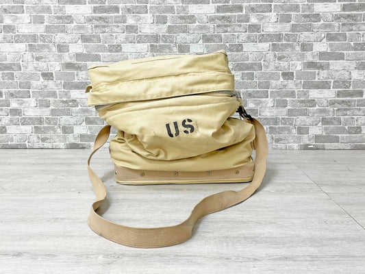 アメリカ製 ウォーターカンケース ウォーターバッグ WATER CAN CASE WATER BAG TAN 軍モノ USミリタリー 店舗什器 ディスプレイ ●