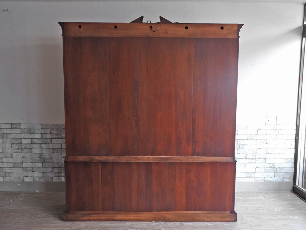 ヘックマン ファニチャー HEKMAN FURNITURE 特大 ガラス キャビネット カップボード 食器棚 鍵付き USビンテージ ●