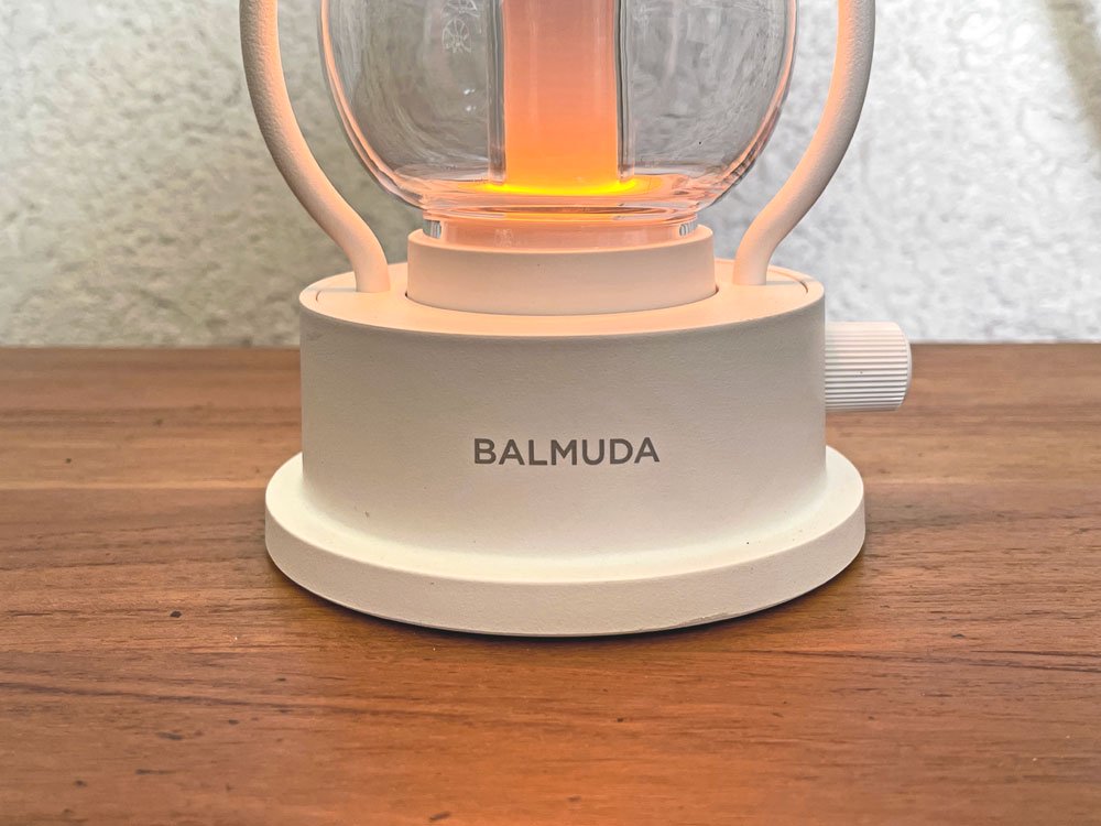 バルミューダ BALMUDA ザ・ランタン The Lantern テーブルライト ランプ 照明 LED ホワイト アウトドア バッテリー付属 ◇