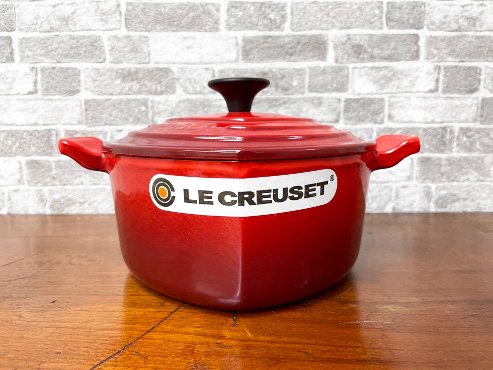 ルクルーゼ LE CREUSET ココットダムール COCOTTE D'AMOUR 両手鍋 ハート型 鋳物 チェリーレッド 1.9L フランス製 未使用品 ●