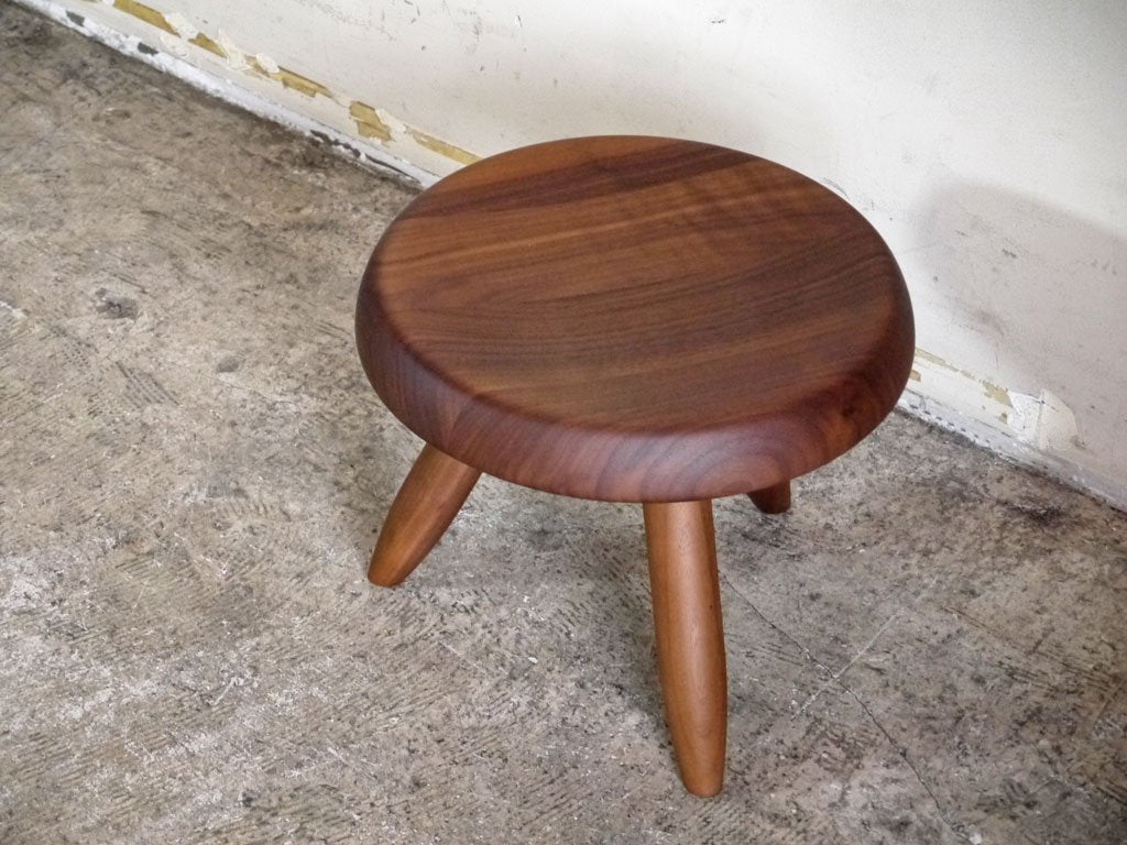 カッシーナ Cassina ベルジェ スツール 524 TABOURET BERGER アメリカンウォールナット シャルロット・ペリアン ■