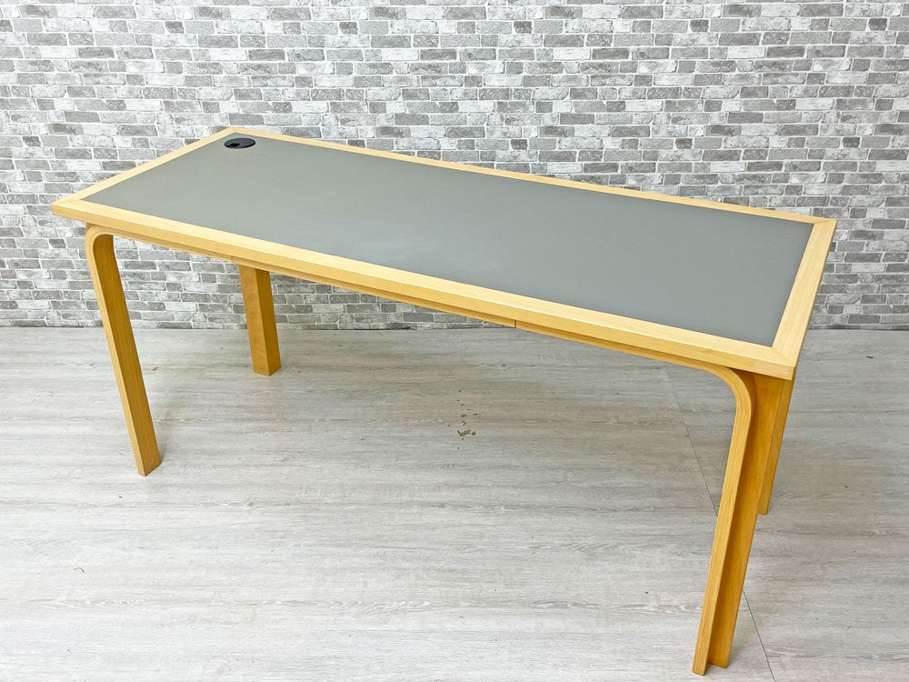マグナスオルセン Magnus Olesen デスク リノリウム × ビーチ材 W150×Ｄ60cm R・ティエセン＆J・ソーレンセン 北欧 デンマーク コード穴有 B ●