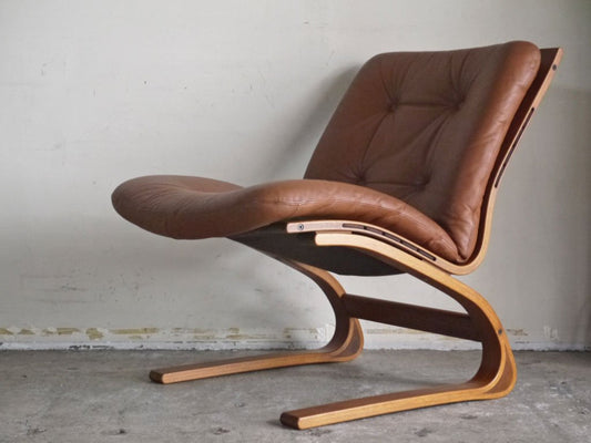 リボ・リッケン Rybo Rykken ケングーチェア Kengu Chair チーク材 ラウンジチェア レザー ノルウェー 北欧ビンテージ C ■