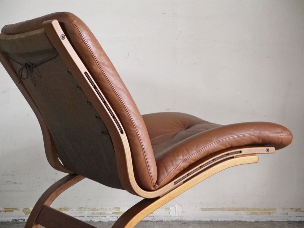 リボ・リッケン Rybo Rykken ケングーチェア Kengu Chair チーク材 ラウンジチェア レザー ノルウェー 北欧ビンテージ C ■