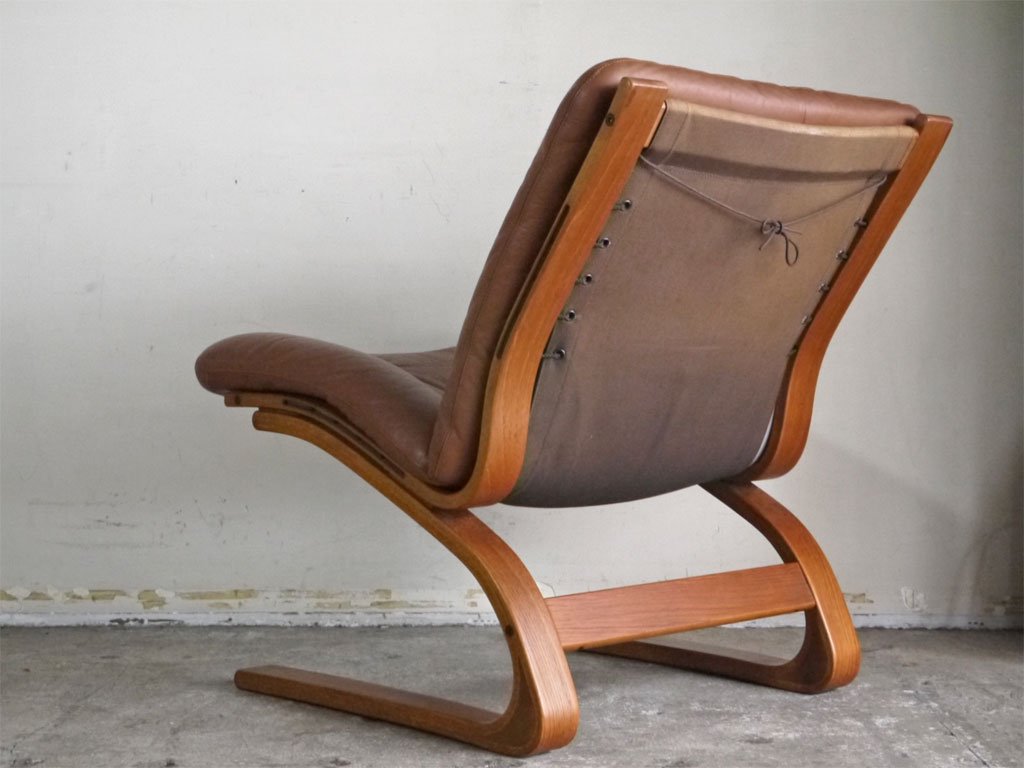 リボ・リッケン Rybo Rykken ケングーチェア Kengu Chair チーク材 ラウンジチェア レザー ノルウェー 北欧ビンテージ B ■