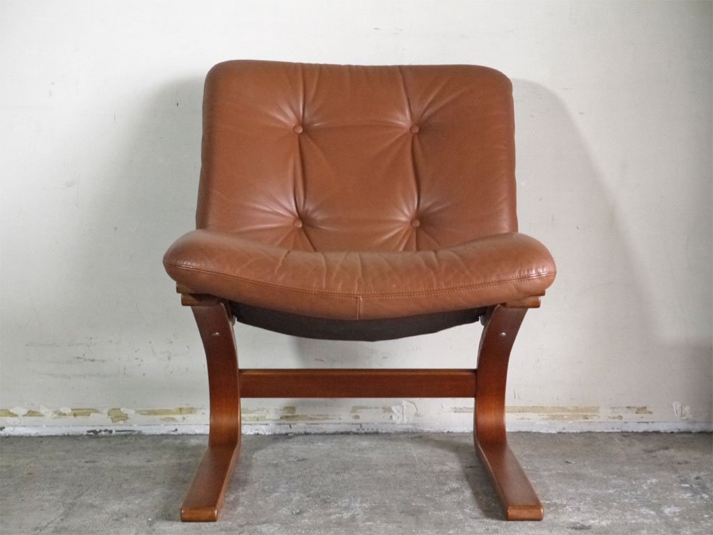 リボ・リッケン Rybo Rykken ケングーチェア Kengu Chair チーク材 ラウンジチェア レザー ノルウェー 北欧ビンテージ A ■