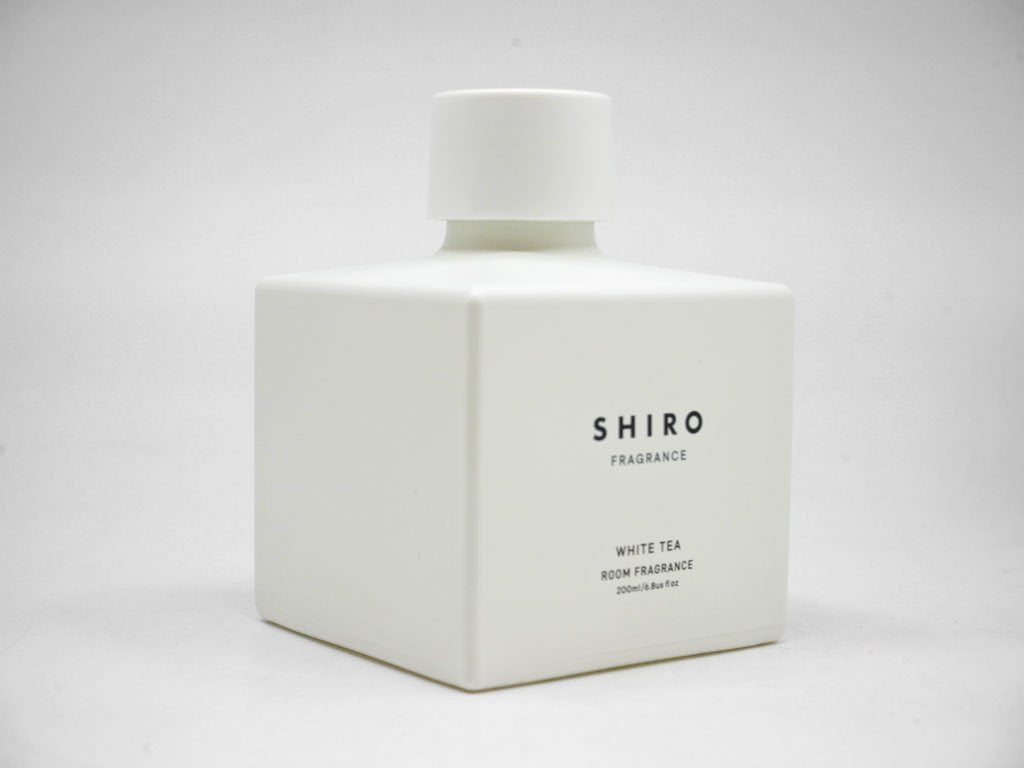 シロ SHIRO ホワイトティー WHITE TEA ルームフレグランス 200ml 箱付き 未使用品 ●