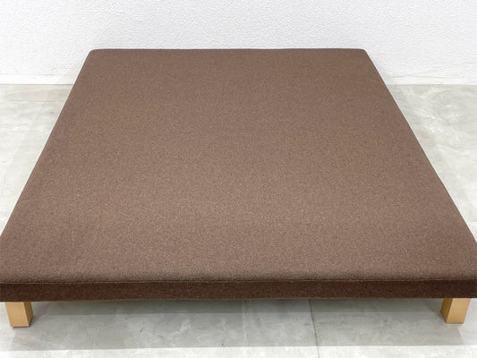 イデー IDEE チュルボ ベッド クイーンサイズ相当 TURBOT BED Queen size ロータイプベッド メープル脚 受注生産品 美品 〓