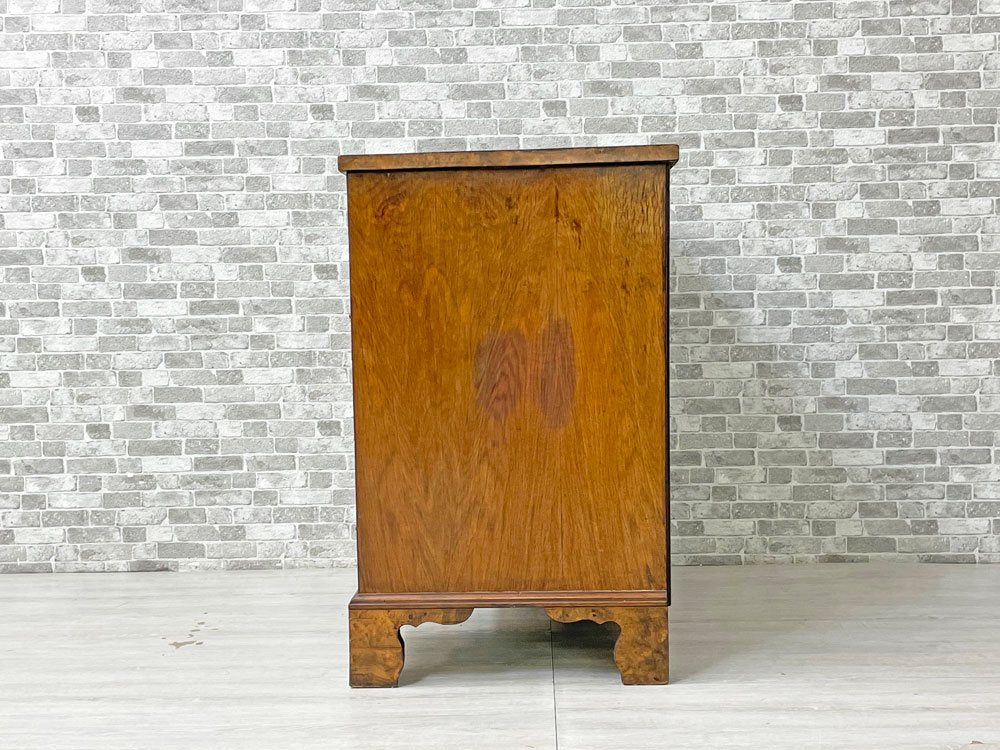 UKビンテージ Vintage ニーホールデスク 両袖 鍵付き ウォールナット材 バール杢 ジョージアン様式 英国家具 ●