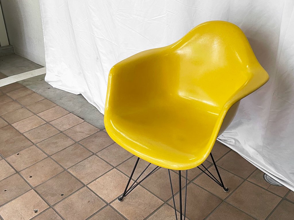 ハーマンミラー Herman Miller アームシェルチェア セカンド 2nd ビンテージ FRP製 イエロー エッフェルベース ブラック C&R イームズ ミッドセンチュリー ◇