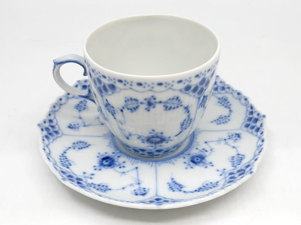 ロイヤルコペンハーゲン ROYAL COPENHAGEN ブルーフルーテッド フルレース コーヒー カップ&ソーサー C&S デンマーク A ●