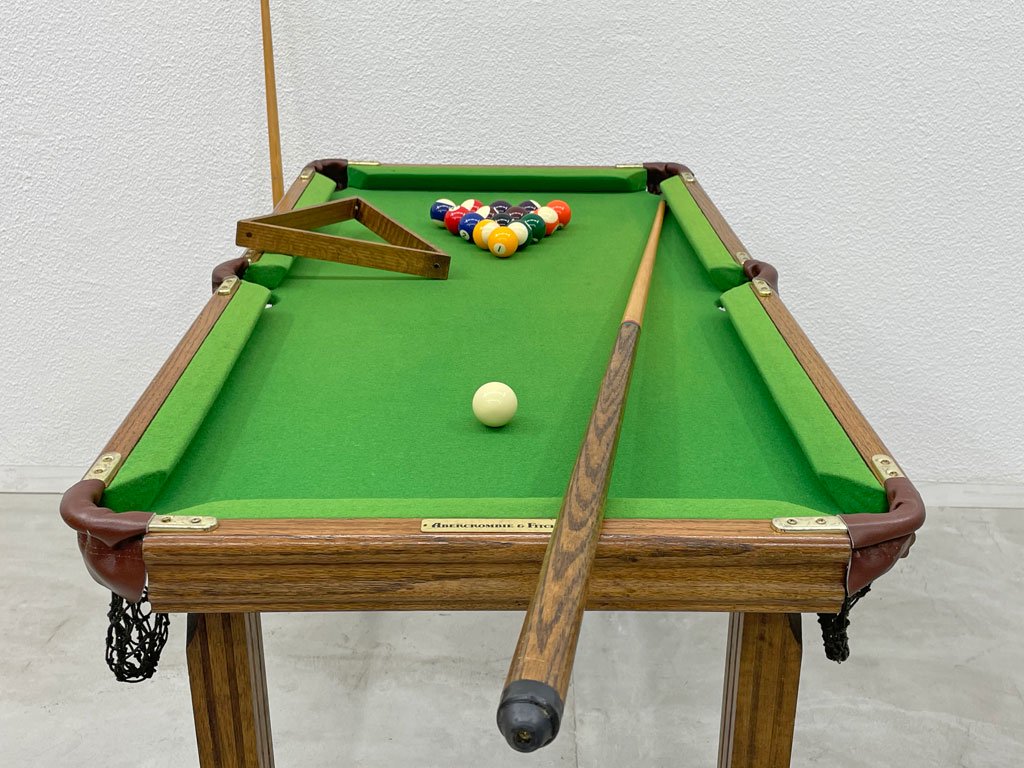 アバクロンビー＆フィッチ Abercrombie & Fitch ミニチュア ビリヤードテーブル Miniature Pool Table ボール キューセット アメリカン雑貨 〓