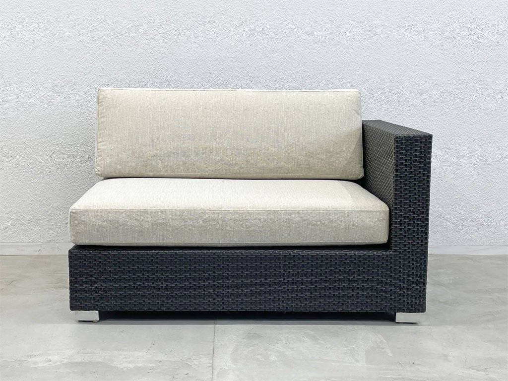 ワイスワイス WISE・WISE ミロ 片アームソファ MIRO SV-107M-R One Arm Sofa アルミ脚 プラスチックコード 屋外使用可能 展示品 定価 230,000円 〓