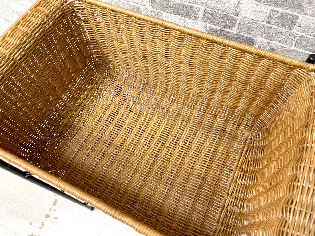 イデー IDEE ワラビー WALLABY バスケットスタンド BASKET STAND ラタン スチール ブラック 定価￥29,900- ●