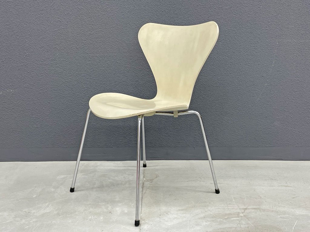 フリッツハンセン Fritz Hansen セブンチェア ダイニングチェア スタッキングチェア ラッカー仕上げ ホワイト アルネ・ヤコブセン デンマーク 北欧家具 B 〓