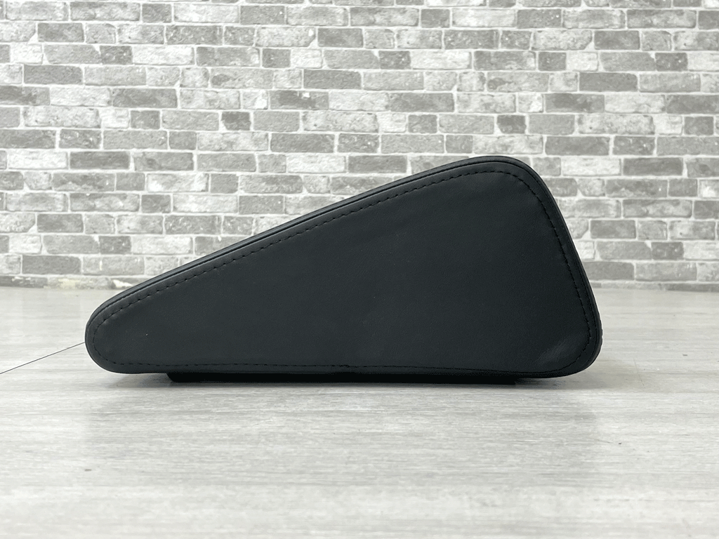 ハーマンミラー Herman Miller フットピロー Foot Pillow 本革 ブラック 足置き デスクワーク ビル・スタンフ ●