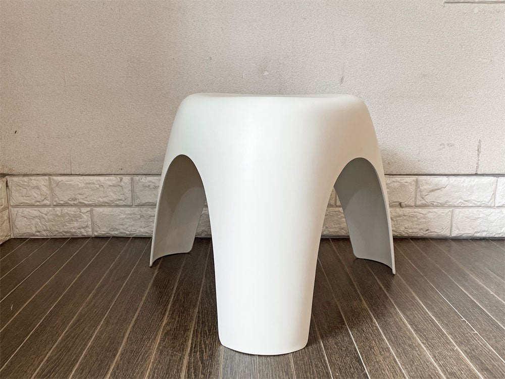 ヴィトラ vitra. エレファントスツール Elephant Stool ポリプロピレン製 ホワイト 柳宗理 ミッドセンチュリー 定価￥17,600- MoMA 永久収蔵品 ◎