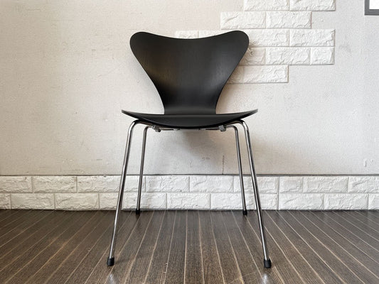 フリッツハンセン Fritz Hansen 3107 セブンチェア カラードアッシュ ブラック アルネ・ヤコブセン Arne Jacobsen デンマーク 北欧家具 定価￥70,400- ◎