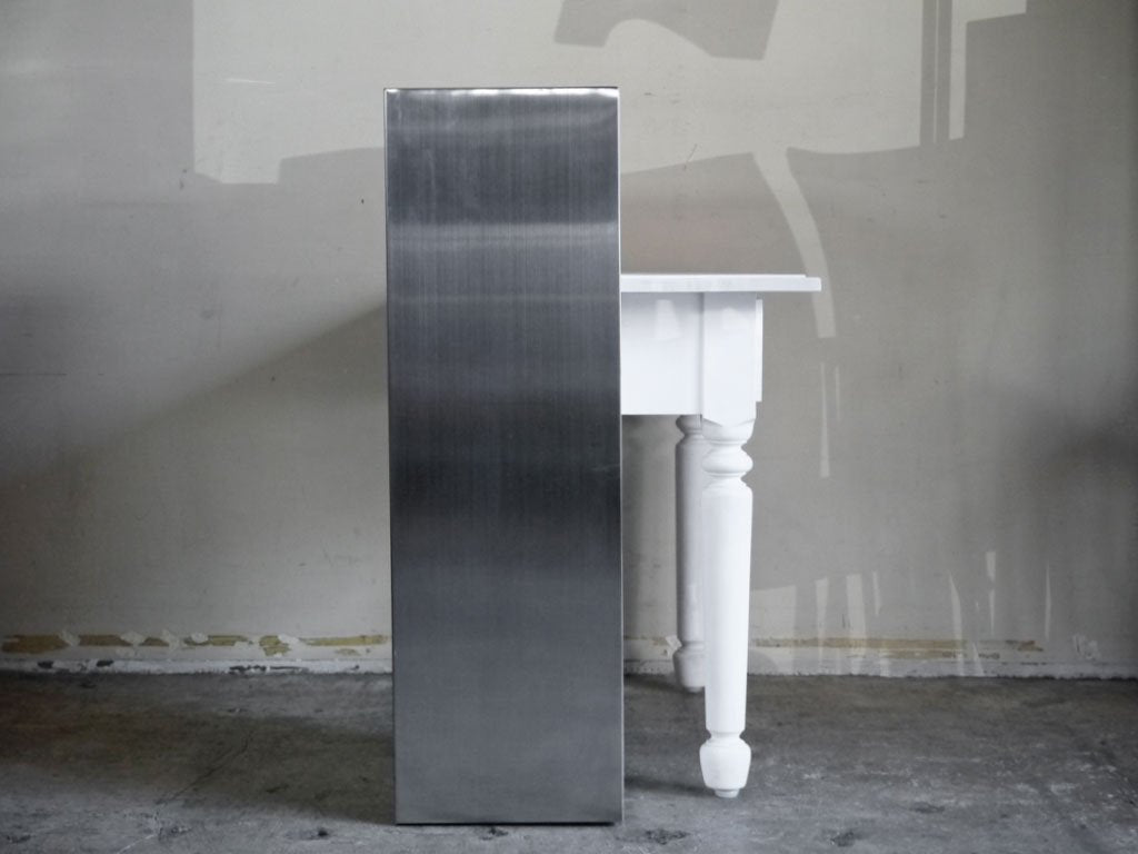 ポストモダンデザイン Postmodern Design ディスプレイテーブル ホワイトペイント スチールラック 店舗什器 ■