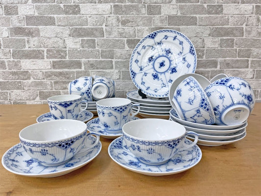 ロイヤルコペンハーゲン ROYAL COPENHAGEN ブルーフルーテッド ハーフレース コーヒー ティー カップ&ソーサー C&S 19cm プレート 計18点セット 北欧食器 デンマーク ●