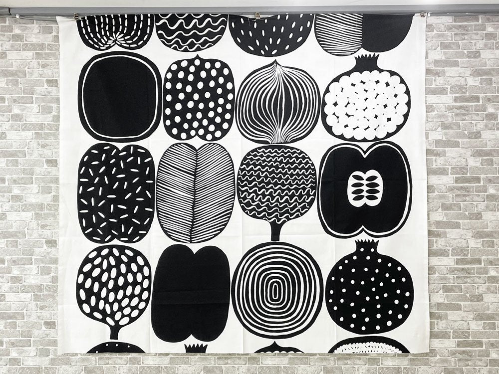 マリメッコ marimekko ヴァトゥルスカ VATRUSKA プロダクト用 ファブリック 生地 134×145cm Aino-Maija Metsola フィンランド 廃番 ●