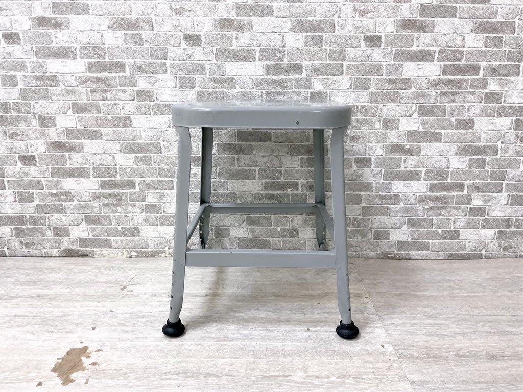 リオン LYON ファクトリースツール FACTORY STOOL グレー Sサイズ インダストリアル ガレージ P.F.S取扱 ●