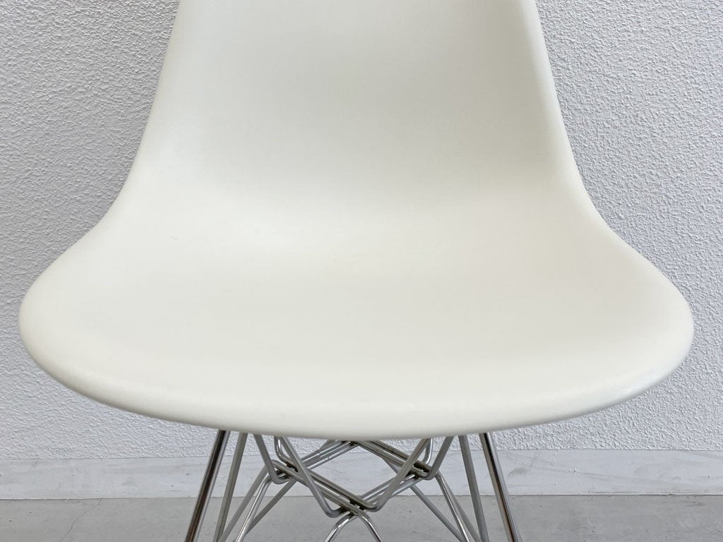 ハーマンミラー HermanMiller サイドシェルチェア エッフェルベース DSR ポリプロピレン製 チャールズ＆レイ イームズ ミッドセンチュリーデザイン A 〓