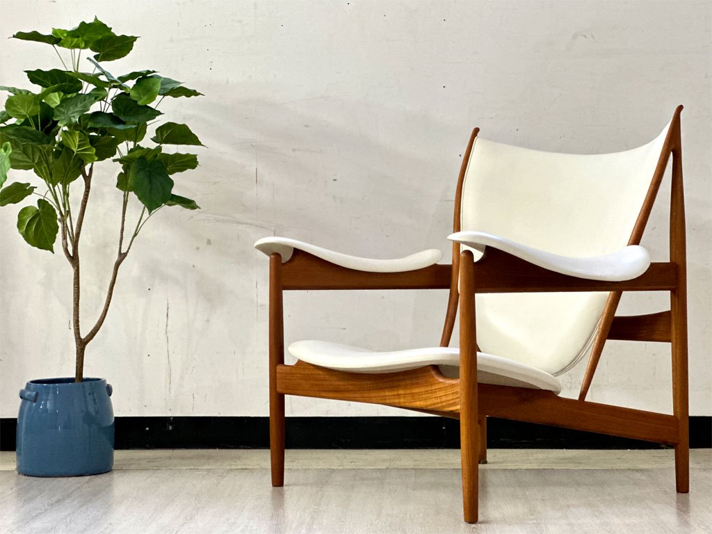 ワンコレクション Onecollection チーフテン チェア Chieftain Chair ラウンジチェア チーク材 本革 ホワイト フィン・ユール Finn Juhl 北欧 デンマーク ●