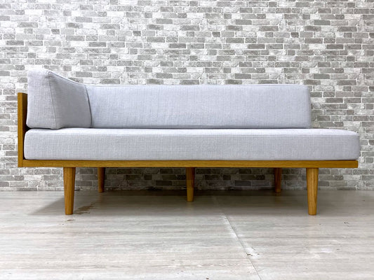 モモナチュラル Momo Natural デイ ソファ ミニ DAY SOFA MINI ベンチ 片アーム オーク材 グレー系ファブリック カバーリング W137 定価￥68,000- ●