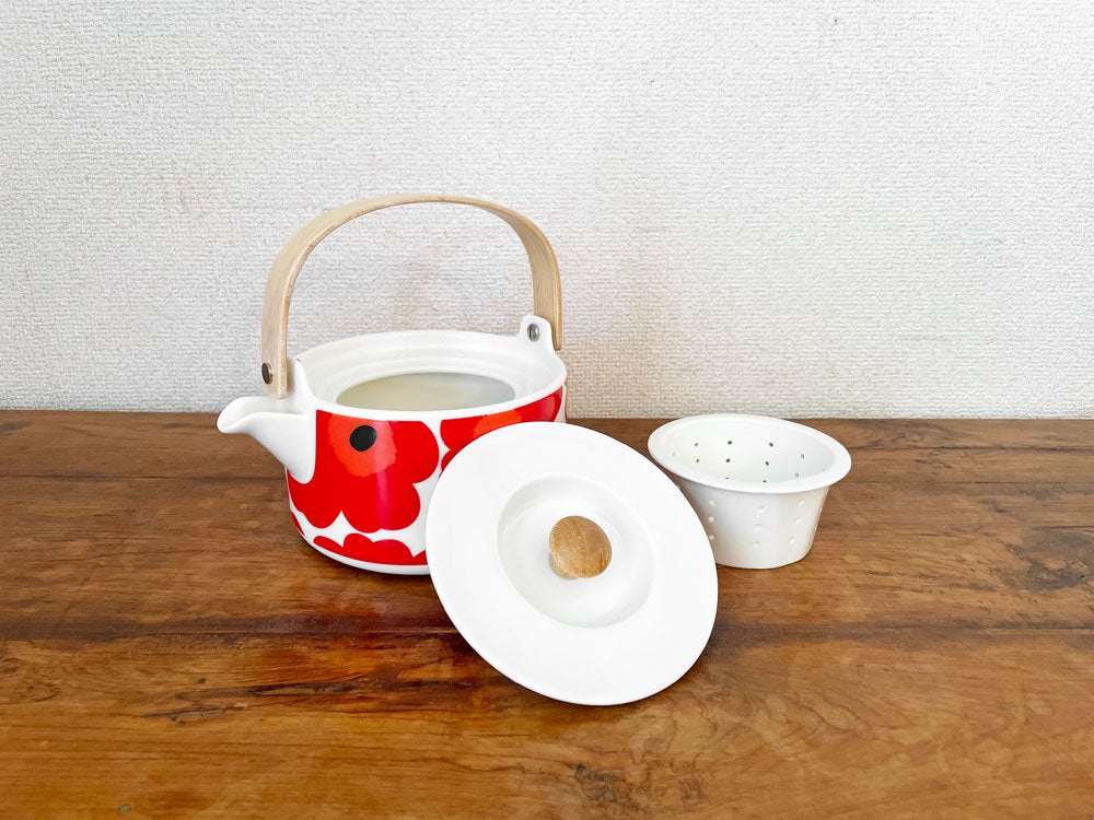 マリメッコ marimekko ウニッコ Unikko ティーポット ホワイト × レッド 700ml 茶こし付 マイヤ・イソラ フィンランド 北欧食器 定価￥15,400- ◎