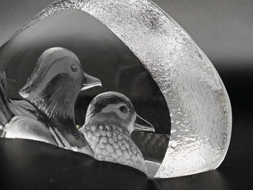 マッツ・ジョナサン Mats Jonasson クリスタル ペーパーウェイト オブジェ 2羽の水鳥 Crystal Paper weight Sculpture waterfowl 置物 北欧 ●