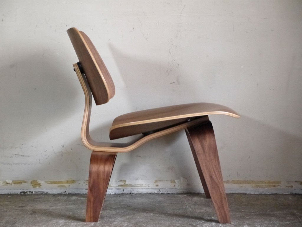 ハーマンミラー Herman Miller LCW ラウンジチェア ウッドレッグ Molded Plywood Lounge Chair ウォールナット C&Rイームズ ミッドセンチュリー 美品 ■