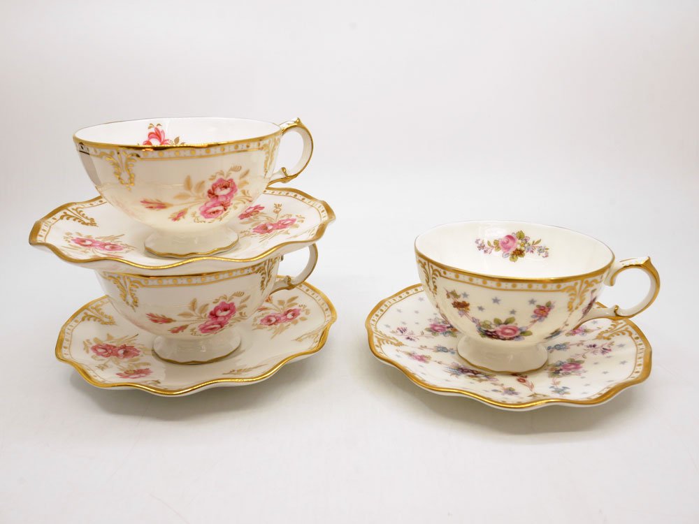 ロイヤルクラウンダービー ROYAL CROWN DERBY ピンクストンローズ Royal Pinxton Rose ティーカップ＆ソーサー C&S ボーンチャイナ 金彩 英国 A ●