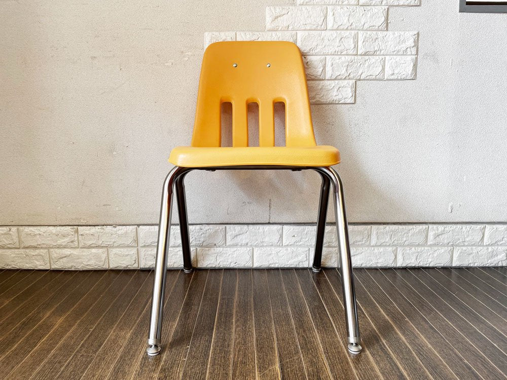 バルコ VIRCO チェア 9000 Chair スタッキングチェア パンプキン プラスチックシート × スチール脚 米国家具 ミッドセンチュリーデザイン 定価￥21,450- ◎