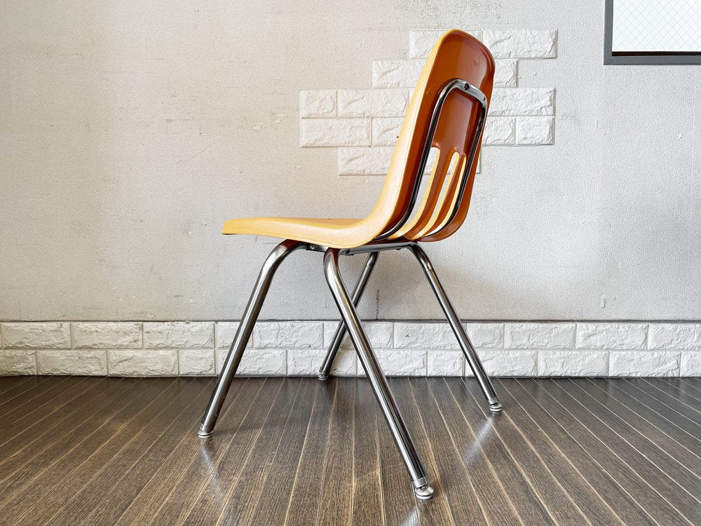 バルコ VIRCO チェア 9000 Chair スタッキングチェア パンプキン プラスチックシート × スチール脚 米国家具 ミッドセンチュリーデザイン 定価￥21,450- ◎