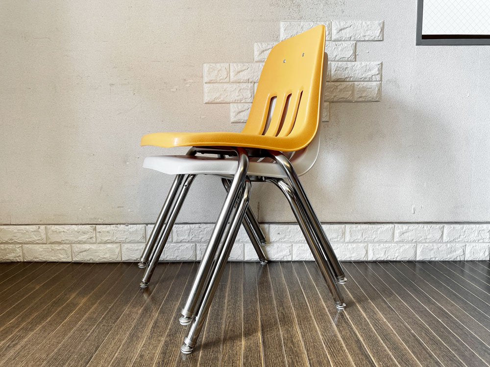 バルコ VIRCO チェア 9000 Chair スタッキングチェア パンプキン プラスチックシート × スチール脚 米国家具 ミッドセンチュリーデザイン 定価￥21,450- ◎