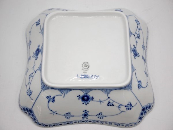 ロイヤルコペンハーゲン ROYAL COPENHAGEN ブルーフルーテッド ハーフレース スクエアサラダボウル 21cm  北欧食器 デンマーク ●