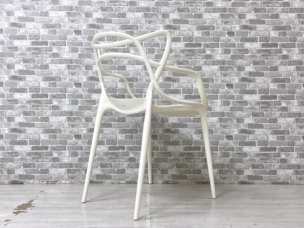 カルテル Kartell マスターズチェア Masters chair フィリップ ・ スタルク Philippe Starck ダイニングチェア スタッキング ホワイト 定価￥44,800- ●