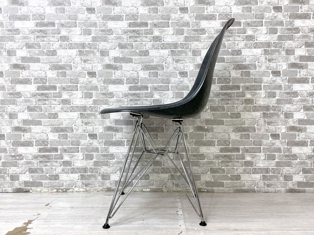 ハーマンミラー Herman Miller サイドシェルチェア 現行 FRP製  ブラック ハーマンミラー製エッフェルベース クローム C&R イームズ ミッドセンチュリー ●