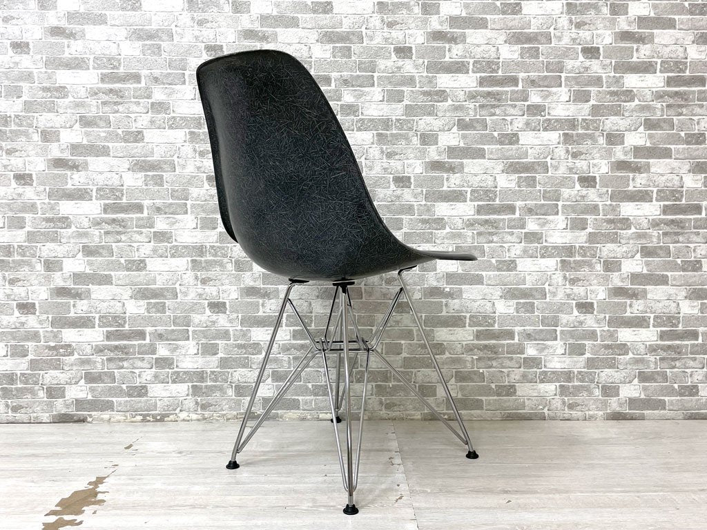 ハーマンミラー Herman Miller サイドシェルチェア 現行 FRP製  ブラック ハーマンミラー製エッフェルベース クローム C&R イームズ ミッドセンチュリー ●