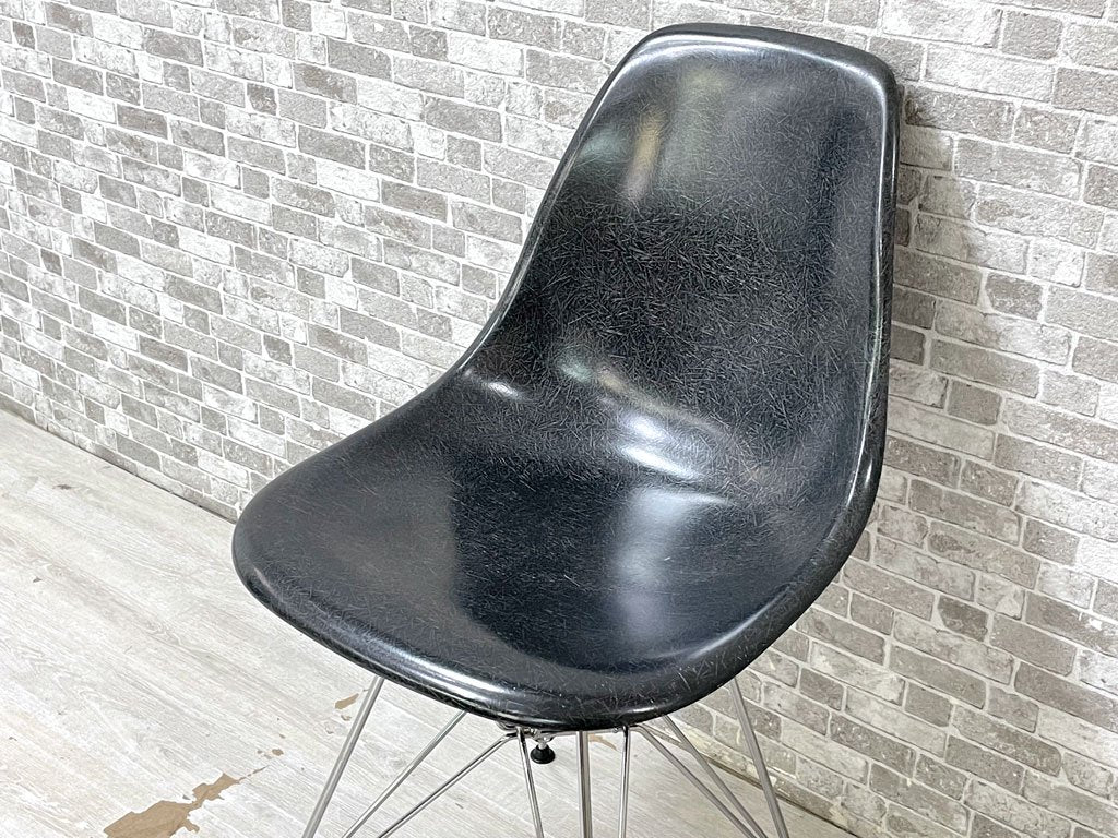 ハーマンミラー Herman Miller サイドシェルチェア 現行 FRP製  ブラック ハーマンミラー製エッフェルベース クローム C&R イームズ ミッドセンチュリー ●