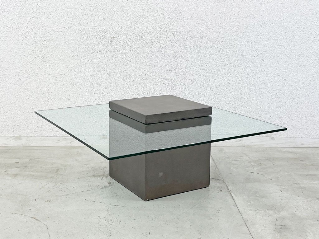 モーダエンカーサ moda en casa フライングテーブル FLYING TABLE コンクリートベース ガラス ローテーブル 定価 ￥72,600- 〓