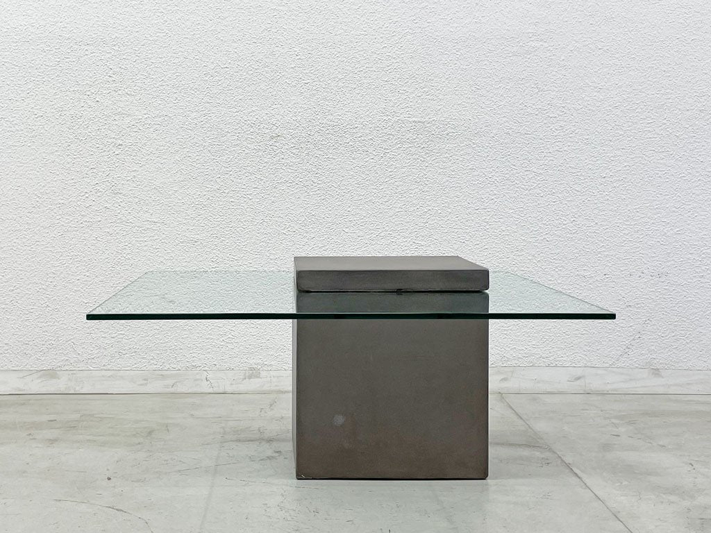 モーダエンカーサ moda en casa フライングテーブル FLYING TABLE コンクリートベース ガラス ローテーブル 定価 ￥72,600- 〓