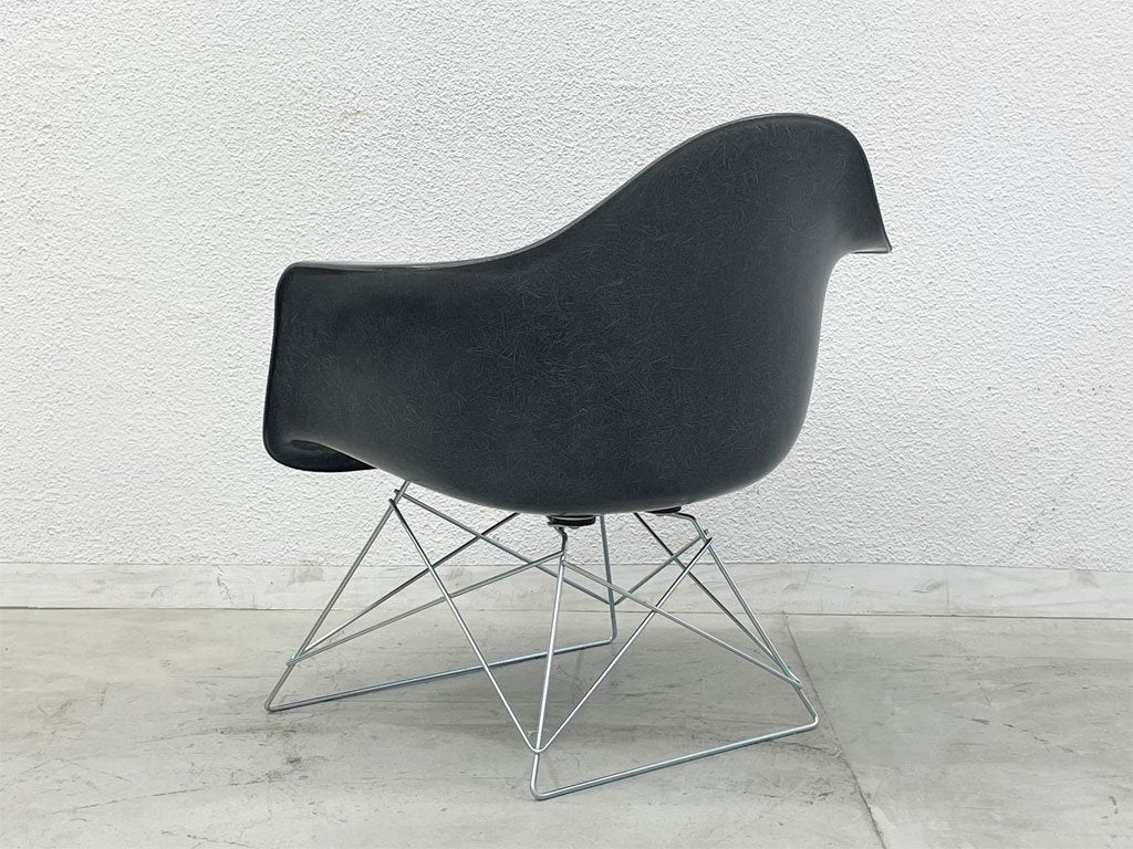 ハーマンミラー Herman Miller アームシェルチェア LAR 現行FRP製 キャッツクレイドル ラウンジベース ブラック C&R イームズ ミッドセンチュリー 〓