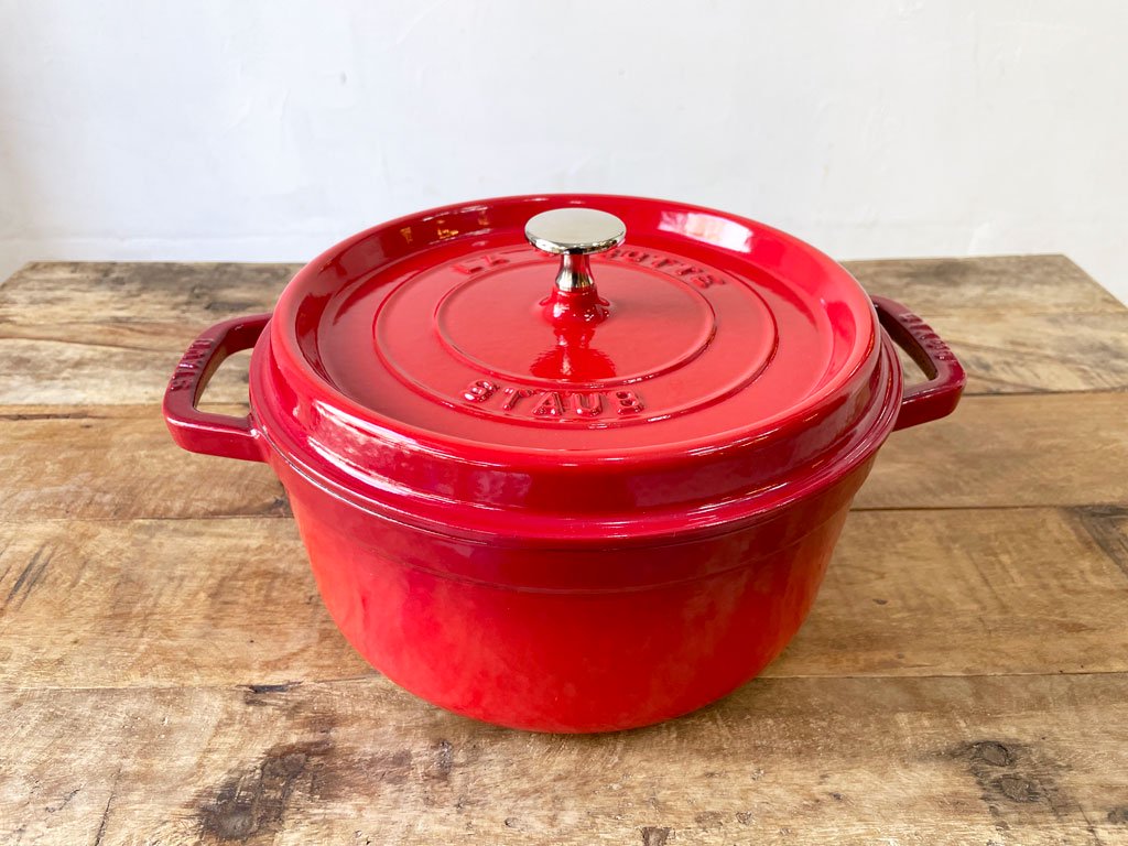 ストウブ STAUB ピコ ココットラウンド 両手鍋 ホーロー鍋 チェリー 24cm ★