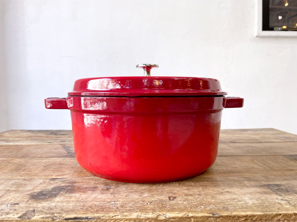 ストウブ STAUB ピコ ココットラウンド 両手鍋 ホーロー鍋 チェリー 24cm ★