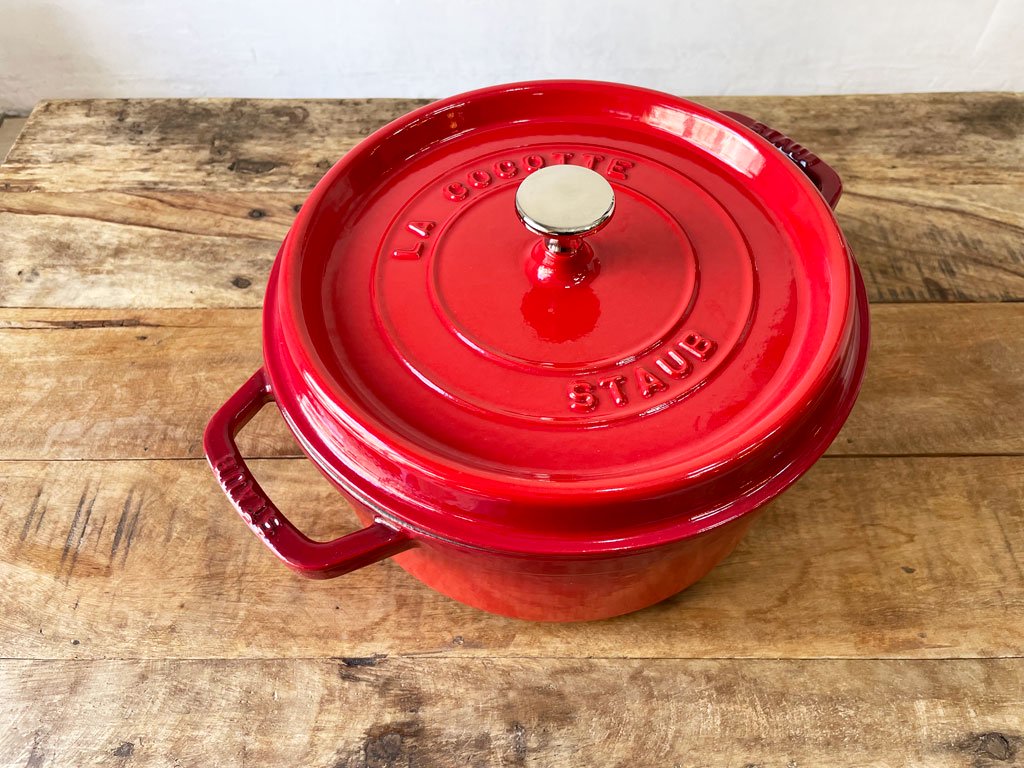 ストウブ STAUB ピコ ココットラウンド 両手鍋 ホーロー鍋 チェリー 24cm ★