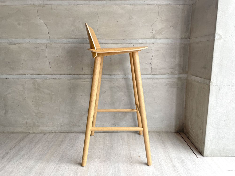 ムート Muuto ナードバースツール SH75cm デビッド・ゲックラー David Geckeler オーク材 北欧 デンマーク  定価\97,900- B♪