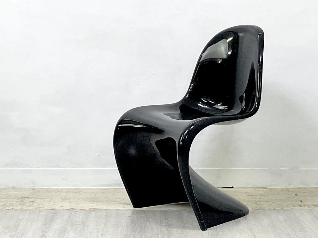 ヴィトラ vitra パントンチェア クラシック ヴェルナーパントン Verner Panton FRP製 ブラック スペースエイジ ミッドセンチュリー ●